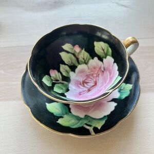 ✨ Vintage Hand-Painted Occupied Japan Teacup & Saucer ✨